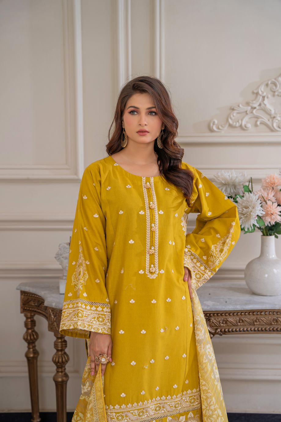 Limited Stock - Kaavish 3Pc Embroidered Dress