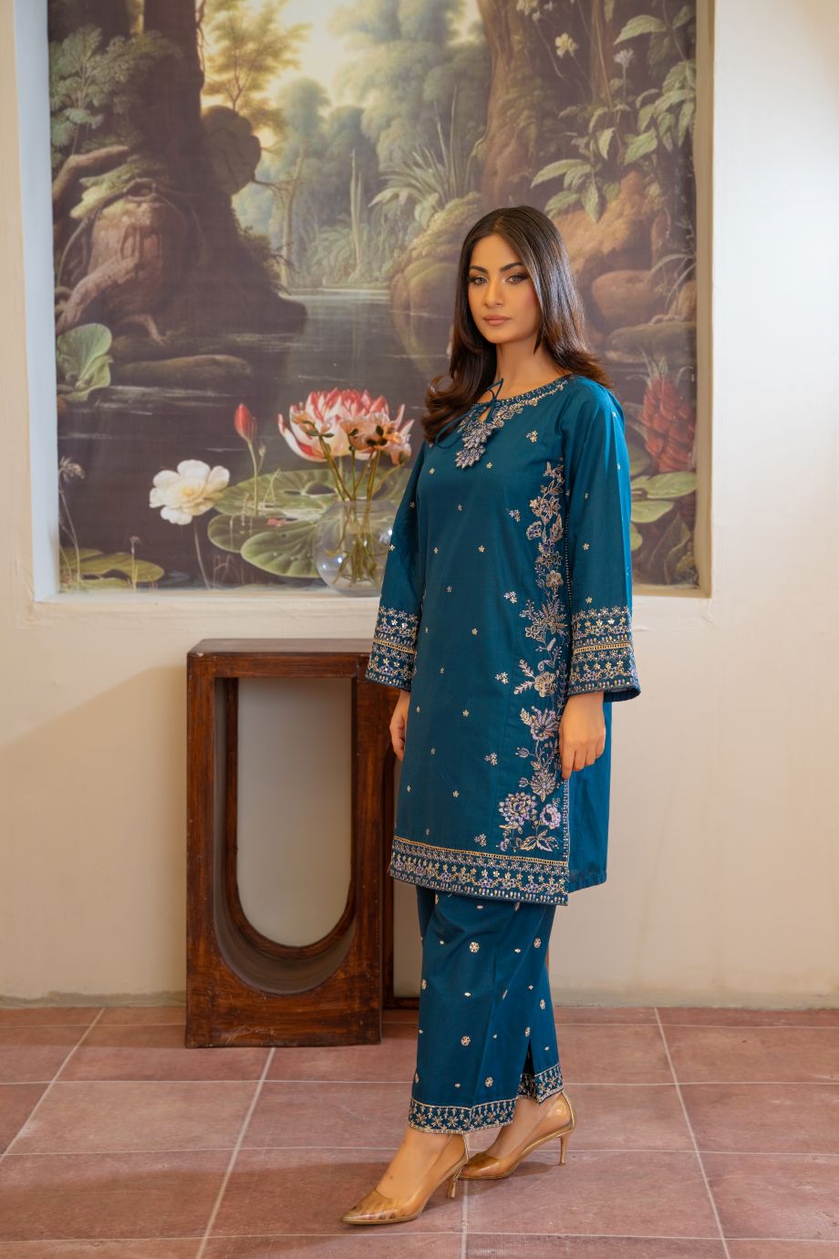 Ornate 2Pc - Embroidered Lawn Pret