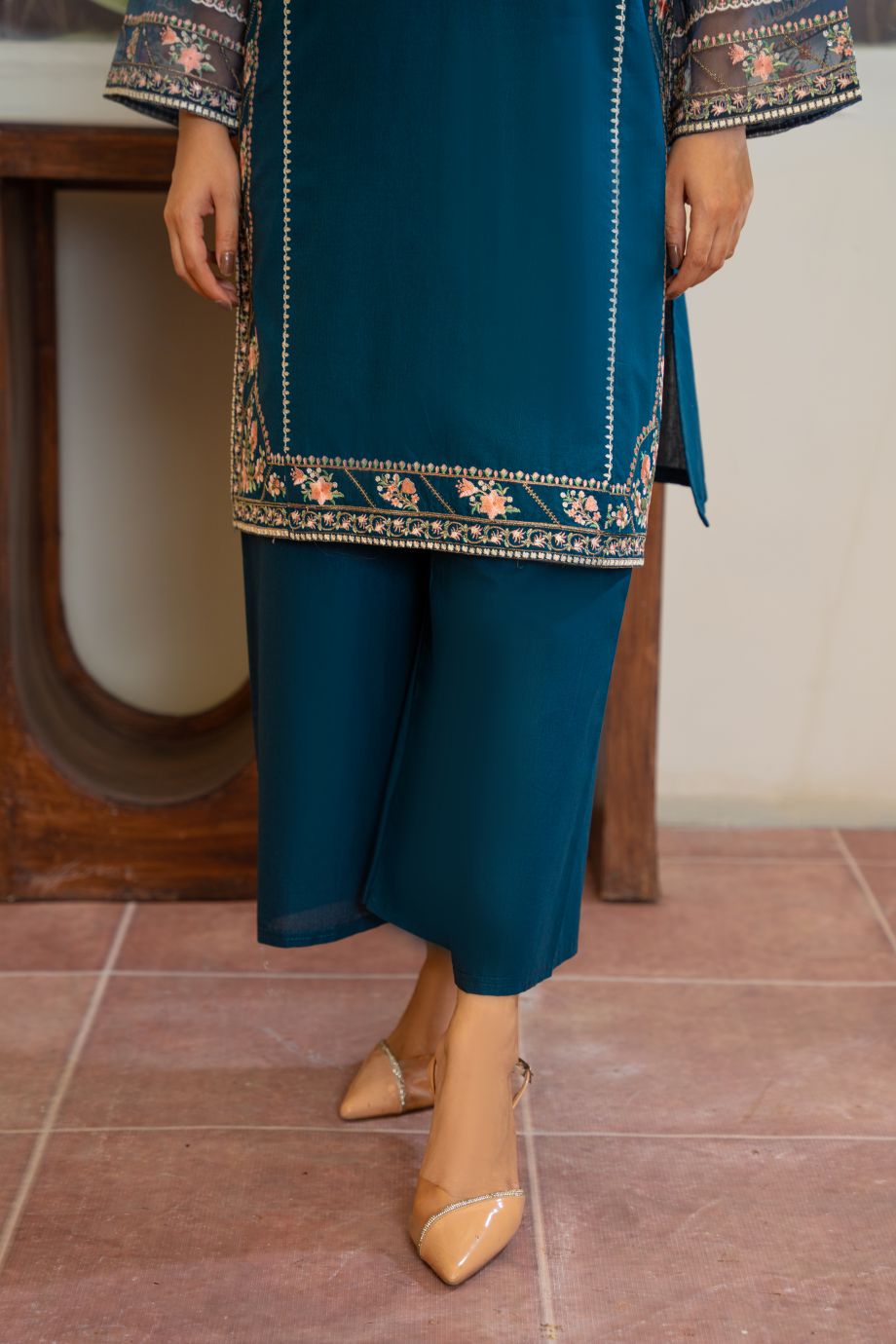 Zaira 2Pc - Embroidered Casual Pret