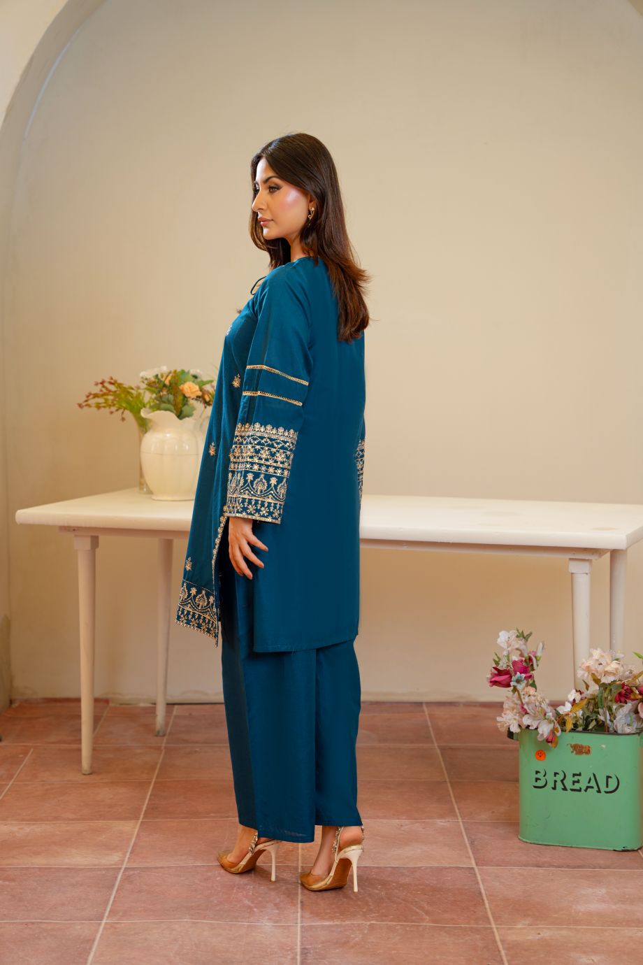 Liora 2Pc - Embroidered Casual Pret