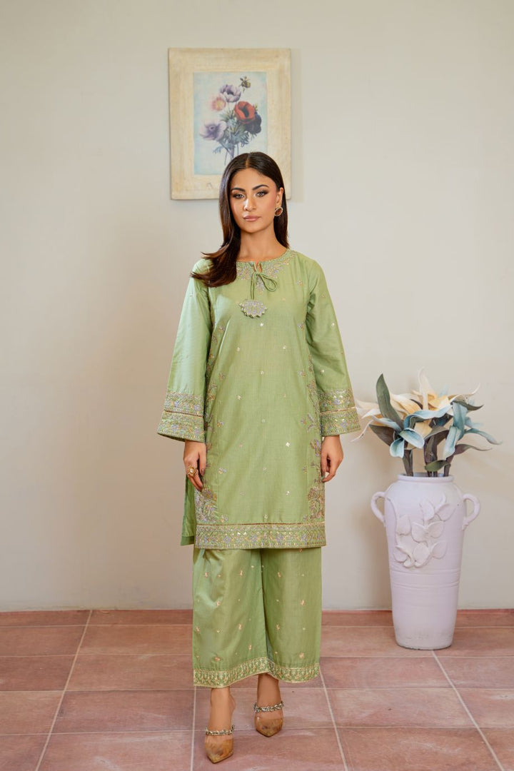 Chucky 2Pc - Embroidered Lawn Pret